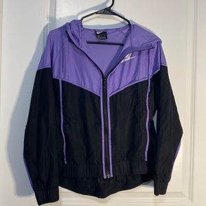 nike windbreaker